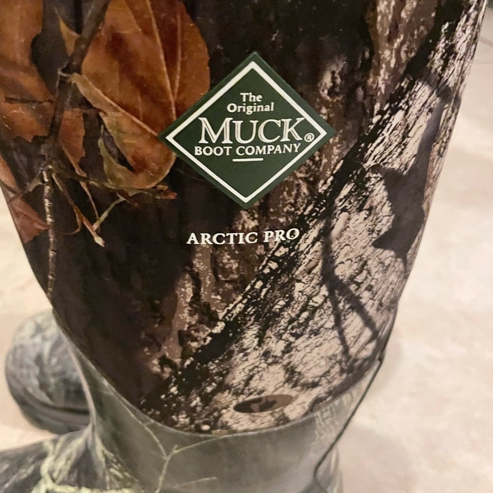 Men’s Artic Pro Muck boots